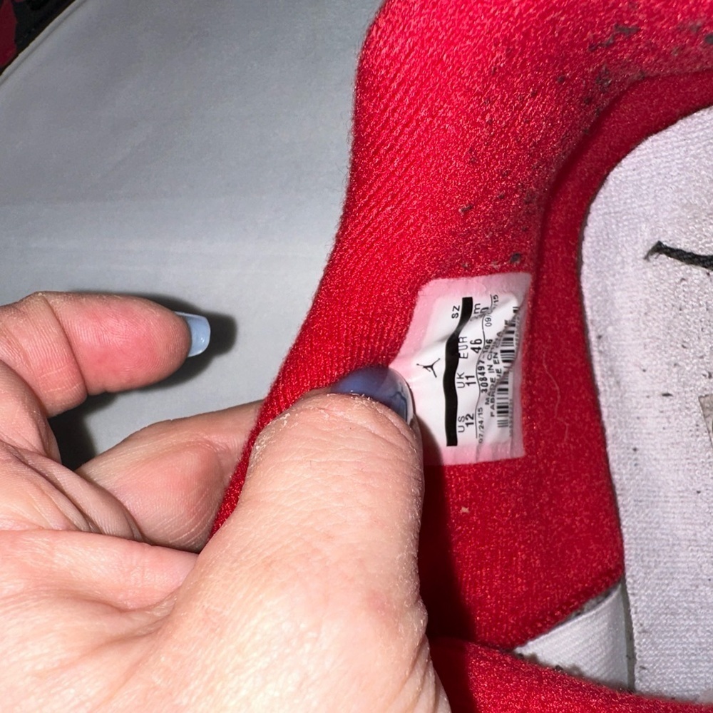 AIR JORDAN COSTUME PAINTED SNEAKERS - Picture 7 of 8
